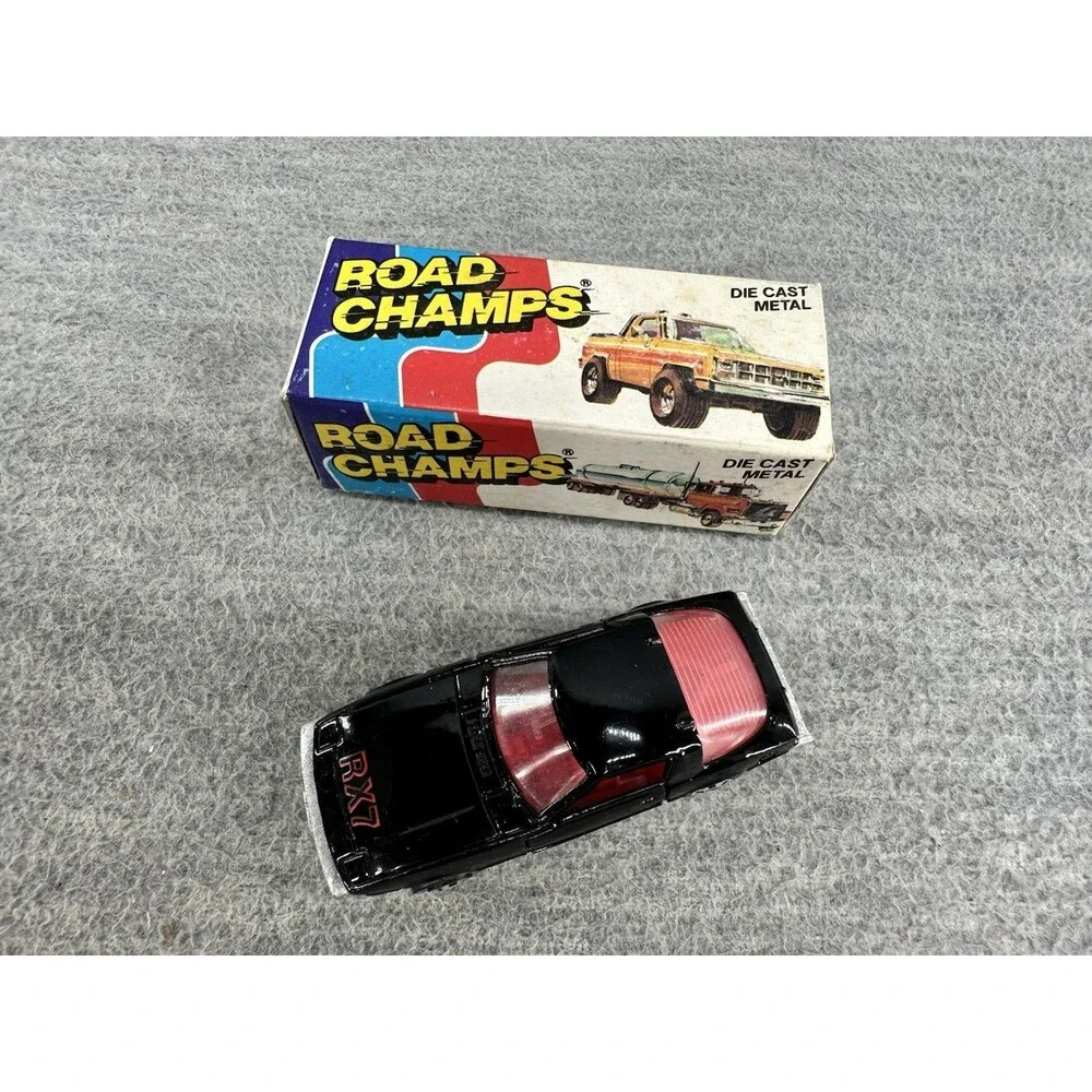 ROAD CHAMPS Die Cast #41 Mazda RX7 Black Car T5
